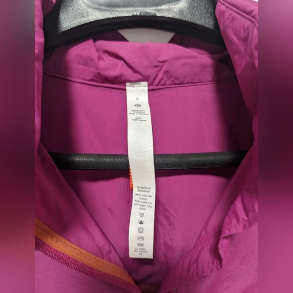 Lululemon Anorak Evergreen Jacket size 4 - Picture 3 of 6
